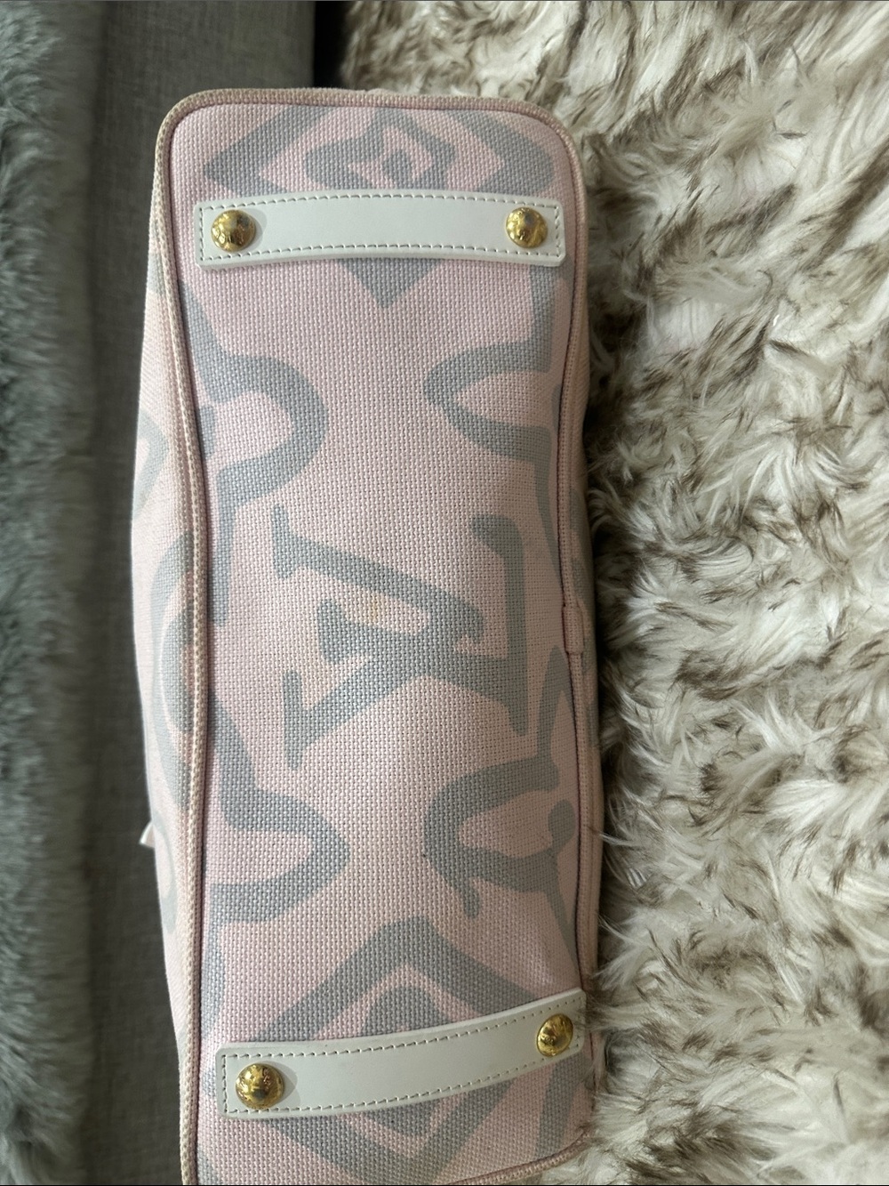 LOUIS VUITTON LIMITED EDITION Blush Pink Canvas Tote with White Leather Trim - Picture 6 of 10